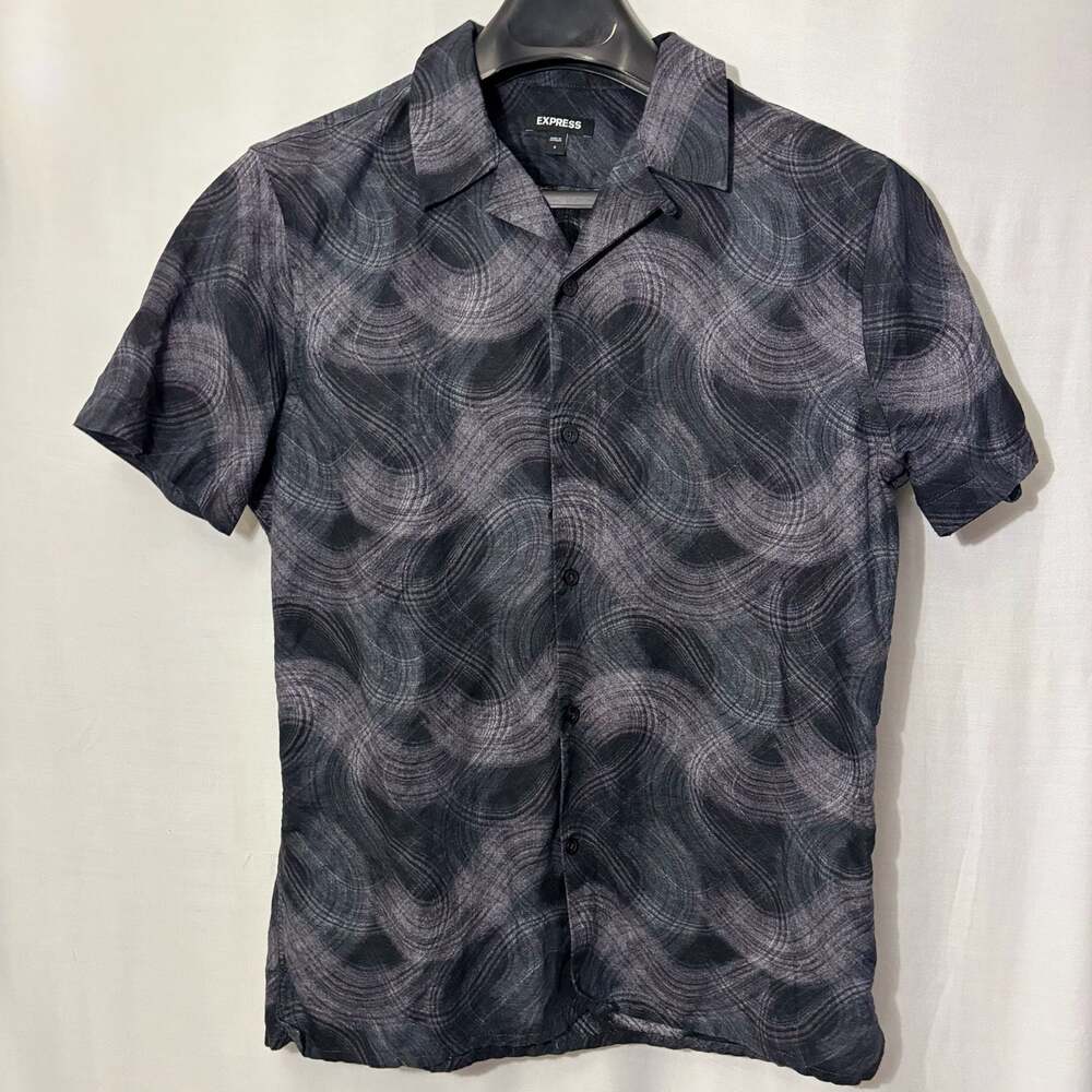 Express Mens Short Sleeve Button Down Resort Shirt in Black Grey Swirl Print